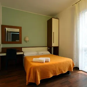 https://lux-hotel-durante.it-lombardy.com
